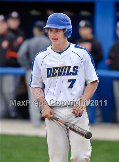 Thumbnail 1 in Warren vs. Libertyville photogallery.