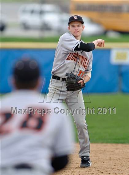 Thumbnail 2 in Warren vs. Libertyville photogallery.
