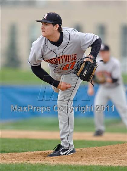 Thumbnail 2 in Warren vs. Libertyville photogallery.