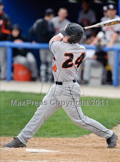 Thumbnail 2 in Warren vs. Libertyville photogallery.