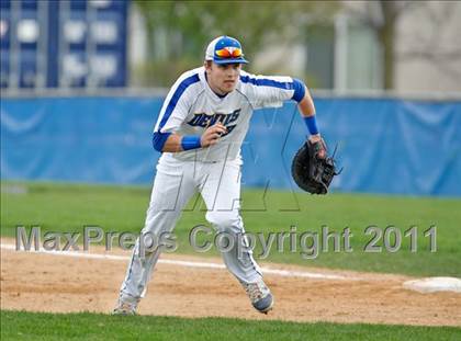 Thumbnail 1 in Warren vs. Libertyville photogallery.
