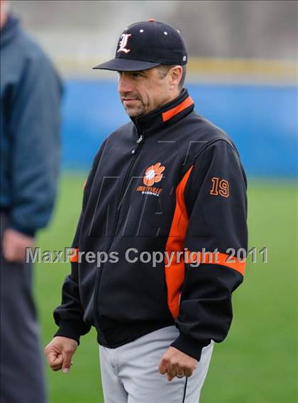 Thumbnail 2 in Warren vs. Libertyville photogallery.