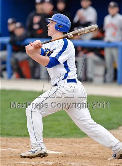 Thumbnail 2 in Warren vs. Libertyville photogallery.