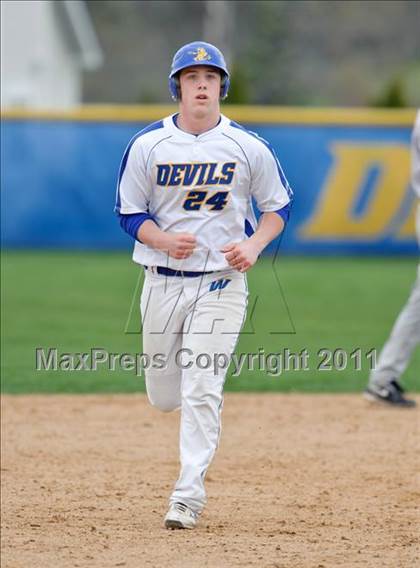 Thumbnail 1 in Warren vs. Libertyville photogallery.
