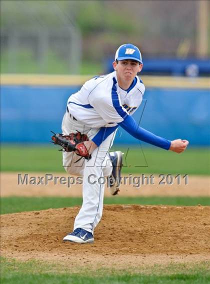 Thumbnail 2 in Warren vs. Libertyville photogallery.