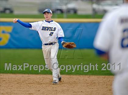 Thumbnail 2 in Warren vs. Libertyville photogallery.