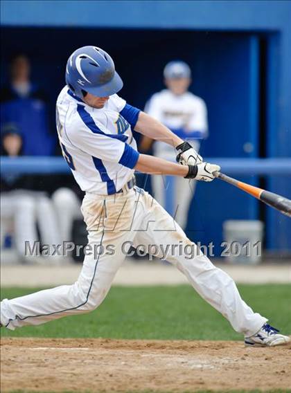 Thumbnail 3 in Warren vs. Libertyville photogallery.