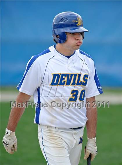 Thumbnail 1 in Warren vs. Libertyville photogallery.