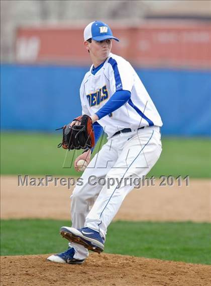 Thumbnail 2 in Warren vs. Libertyville photogallery.
