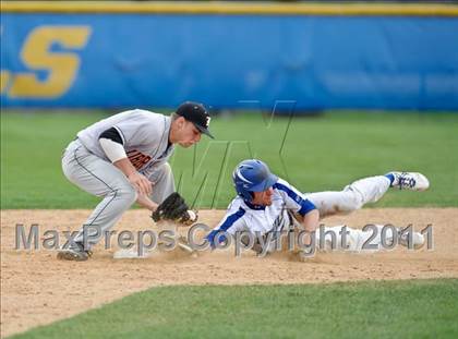 Thumbnail 3 in Warren vs. Libertyville photogallery.
