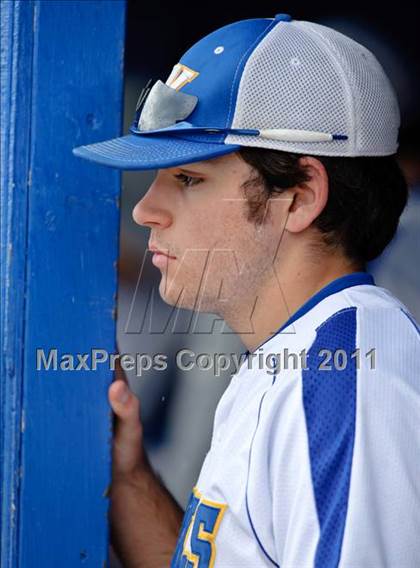 Thumbnail 2 in Warren vs. Libertyville photogallery.