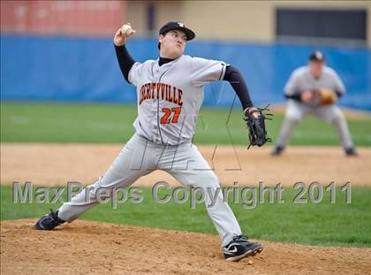 Thumbnail 2 in Warren vs. Libertyville photogallery.