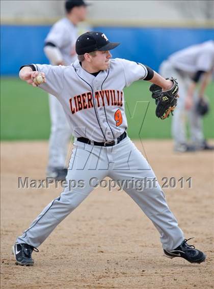Thumbnail 1 in Warren vs. Libertyville photogallery.