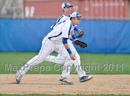 Thumbnail 3 in Warren vs. Libertyville photogallery.