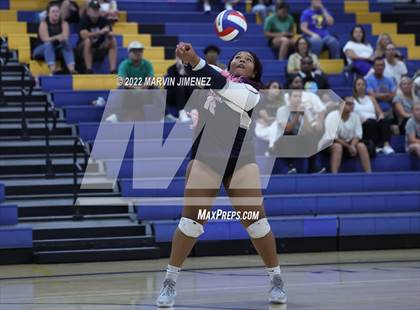 Thumbnail 3 in Camarillo @ Agoura photogallery.