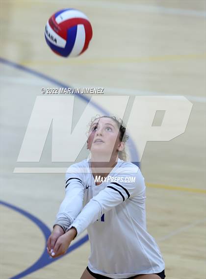 Thumbnail 1 in Camarillo @ Agoura photogallery.