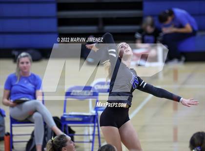 Thumbnail 1 in Camarillo @ Agoura photogallery.
