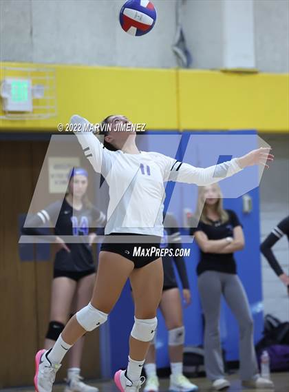 Thumbnail 1 in Camarillo @ Agoura photogallery.