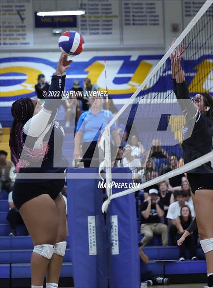 Thumbnail 2 in Camarillo @ Agoura photogallery.