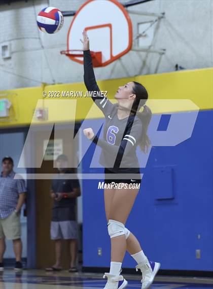 Thumbnail 2 in Camarillo @ Agoura photogallery.