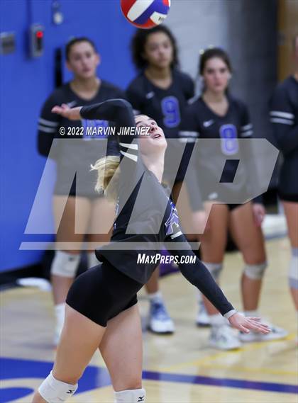 Thumbnail 2 in Camarillo @ Agoura photogallery.