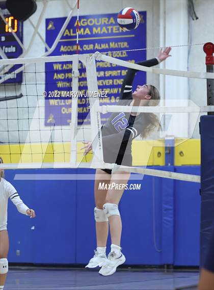 Thumbnail 1 in Camarillo @ Agoura photogallery.