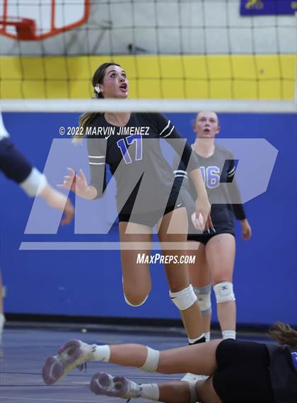 Thumbnail 1 in Camarillo @ Agoura photogallery.