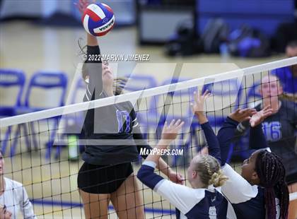 Thumbnail 3 in Camarillo @ Agoura photogallery.