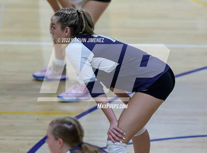 Thumbnail 1 in Camarillo @ Agoura photogallery.