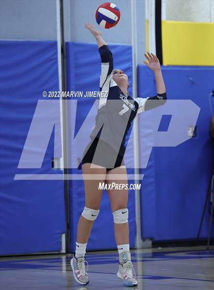 Thumbnail 1 in Camarillo @ Agoura photogallery.