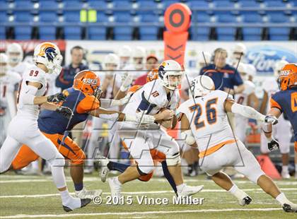 Thumbnail 2 in Eastside Catholic vs. Lakes (WIAA 3A Semifinal)  photogallery.