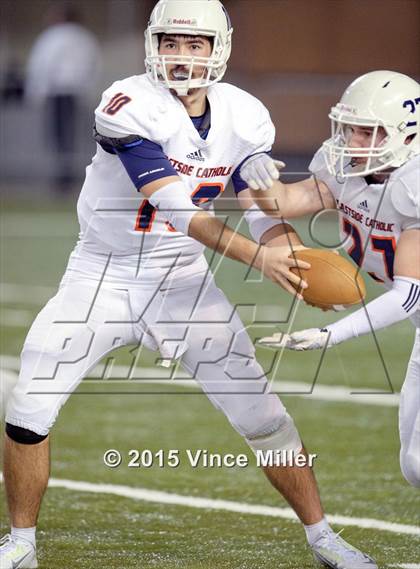 Thumbnail 2 in Eastside Catholic vs. Lakes (WIAA 3A Semifinal)  photogallery.