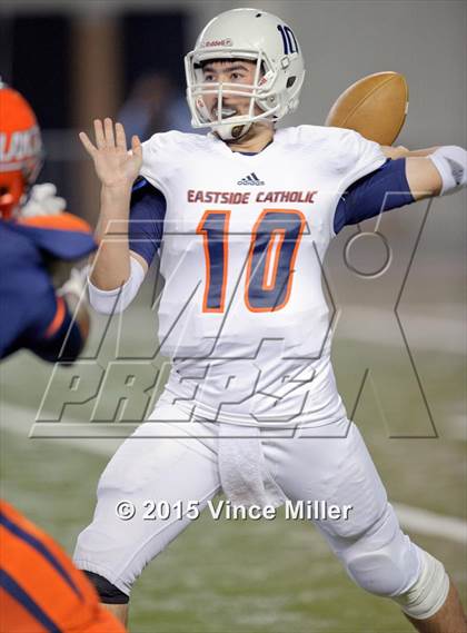 Thumbnail 3 in Eastside Catholic vs. Lakes (WIAA 3A Semifinal)  photogallery.