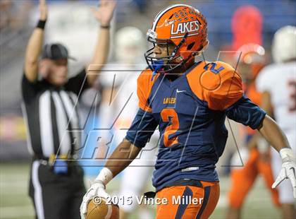 Thumbnail 2 in Eastside Catholic vs. Lakes (WIAA 3A Semifinal)  photogallery.