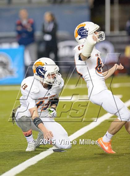 Thumbnail 2 in Eastside Catholic vs. Lakes (WIAA 3A Semifinal)  photogallery.