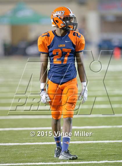 Thumbnail 3 in Eastside Catholic vs. Lakes (WIAA 3A Semifinal)  photogallery.
