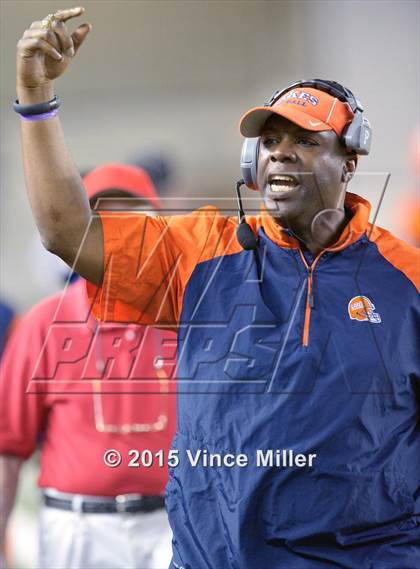 Thumbnail 2 in Eastside Catholic vs. Lakes (WIAA 3A Semifinal)  photogallery.