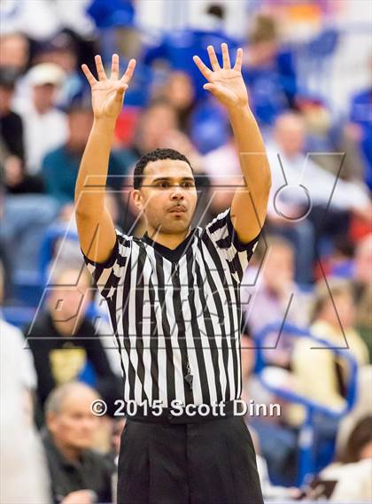 Thumbnail 3 in Sacred Heart Prep vs. Saint Francis (CIF CCS Open Semifinal) photogallery.