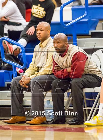 Thumbnail 3 in Sacred Heart Prep vs. Saint Francis (CIF CCS Open Semifinal) photogallery.