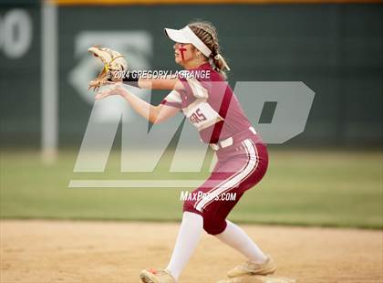 Thumbnail 2 in Keller Central vs Timber Creek photogallery.