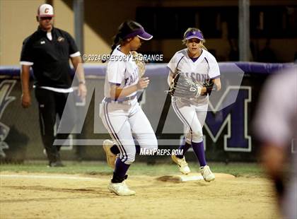 Thumbnail 2 in Keller Central vs Timber Creek photogallery.