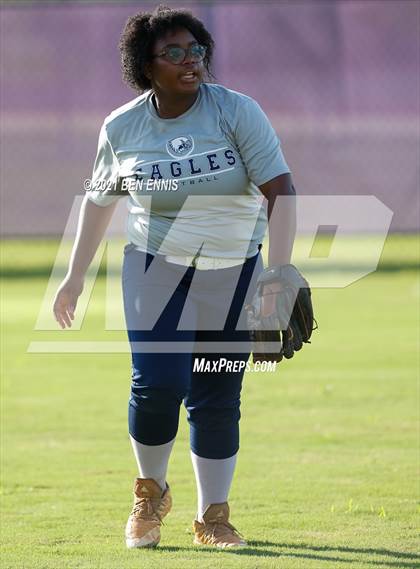 Thumbnail 2 in Northside vs Hampton photogallery.