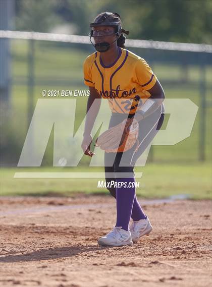 Thumbnail 3 in Northside vs Hampton photogallery.