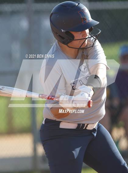 Thumbnail 3 in Northside vs Hampton photogallery.
