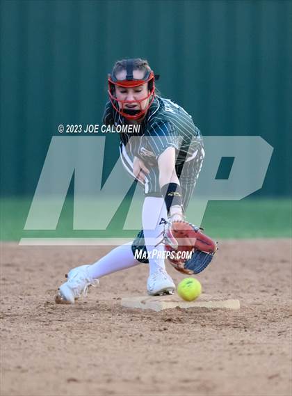 Thumbnail 2 in Churchill vs Reagan photogallery.