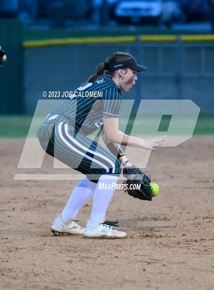 Thumbnail 3 in Churchill vs Reagan photogallery.