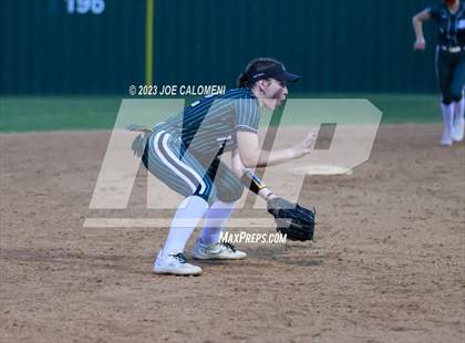 Thumbnail 3 in Churchill vs Reagan photogallery.