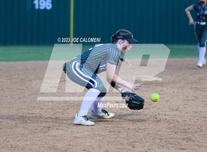 Thumbnail 2 in Churchill vs Reagan photogallery.