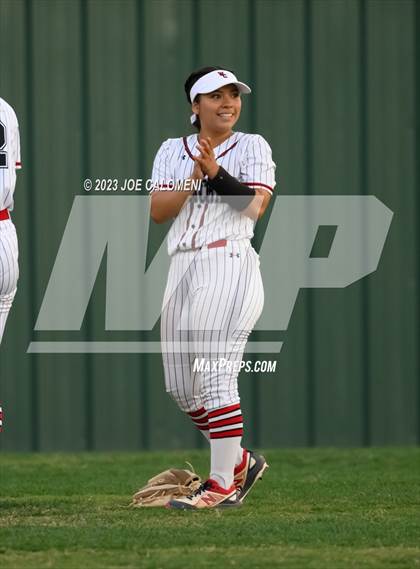 Thumbnail 3 in Churchill vs Reagan photogallery.