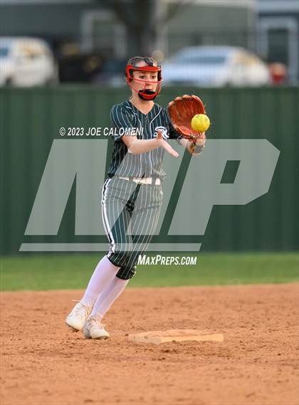 Thumbnail 3 in Churchill vs Reagan photogallery.